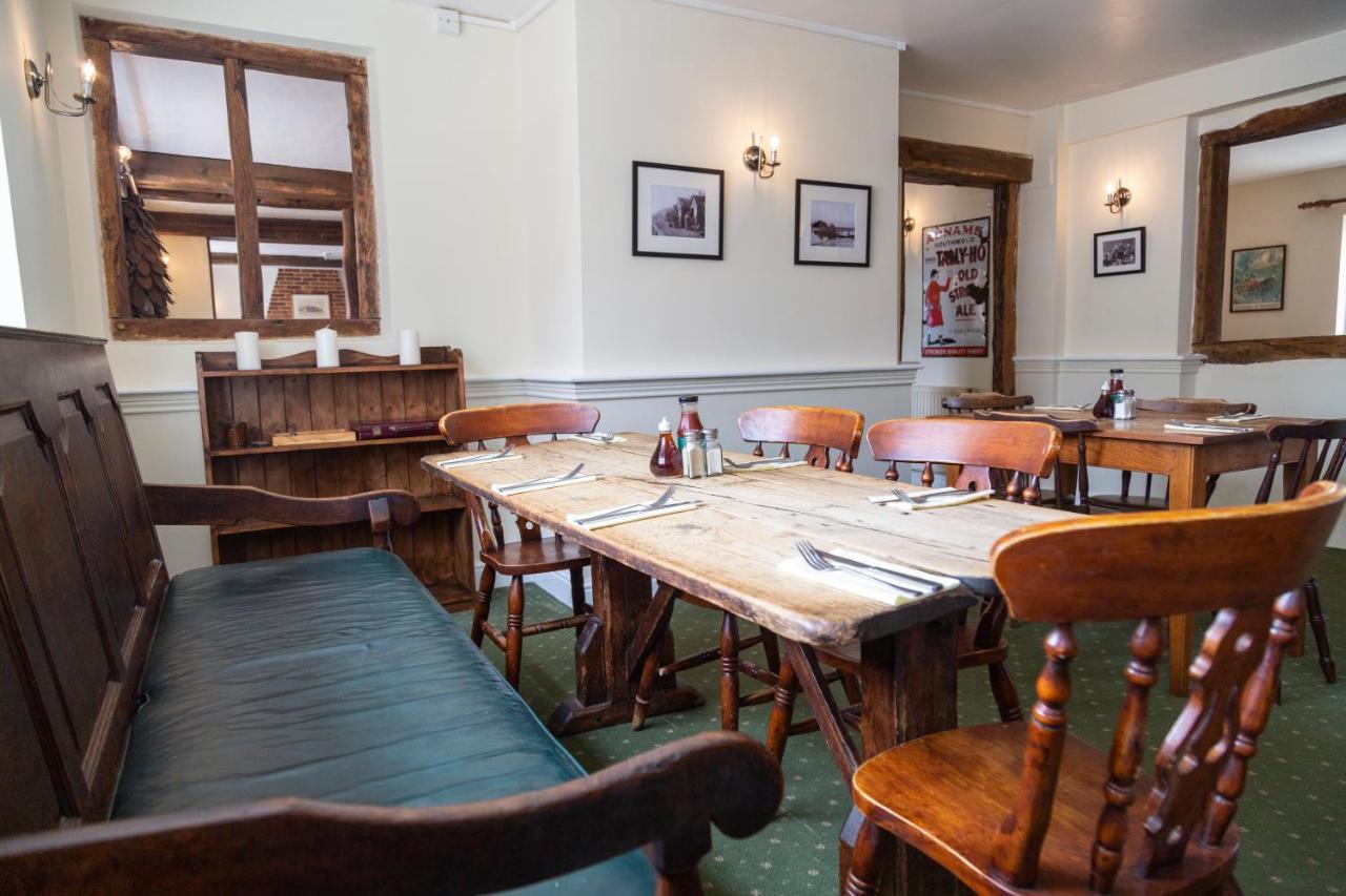 Five Bells Inn, Wrentham ภายนอก รูปภาพ
