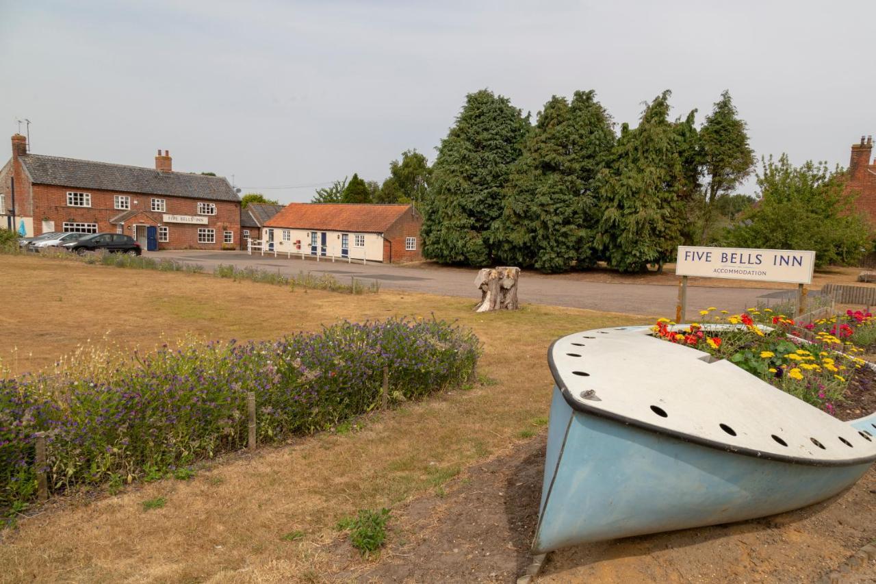 Five Bells Inn, Wrentham ภายนอก รูปภาพ